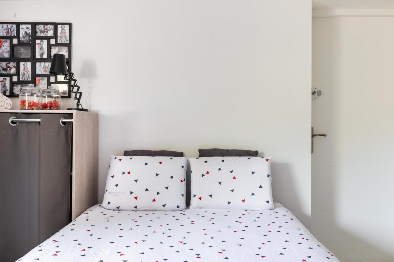 Trendy Studios Tassin Ngoại thất bức ảnh