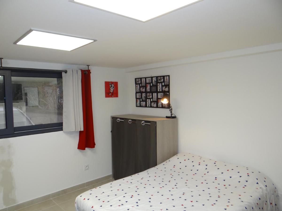 Trendy Studios Tassin Ngoại thất bức ảnh